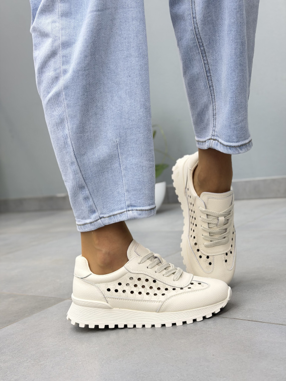 Beżowe sneakersy skórzane damskie casual perforowane