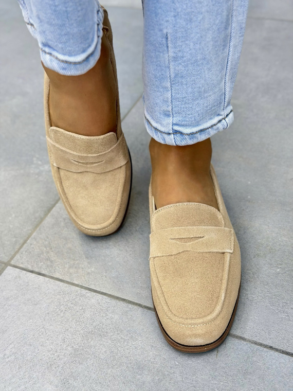Beżowe mokasyny loafersy damskie zamszowe ze skóry naturalnej casual