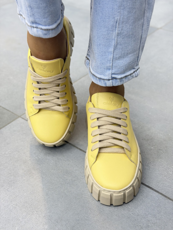 Żółte sneakersy damskie skórzane OLEKSY casual