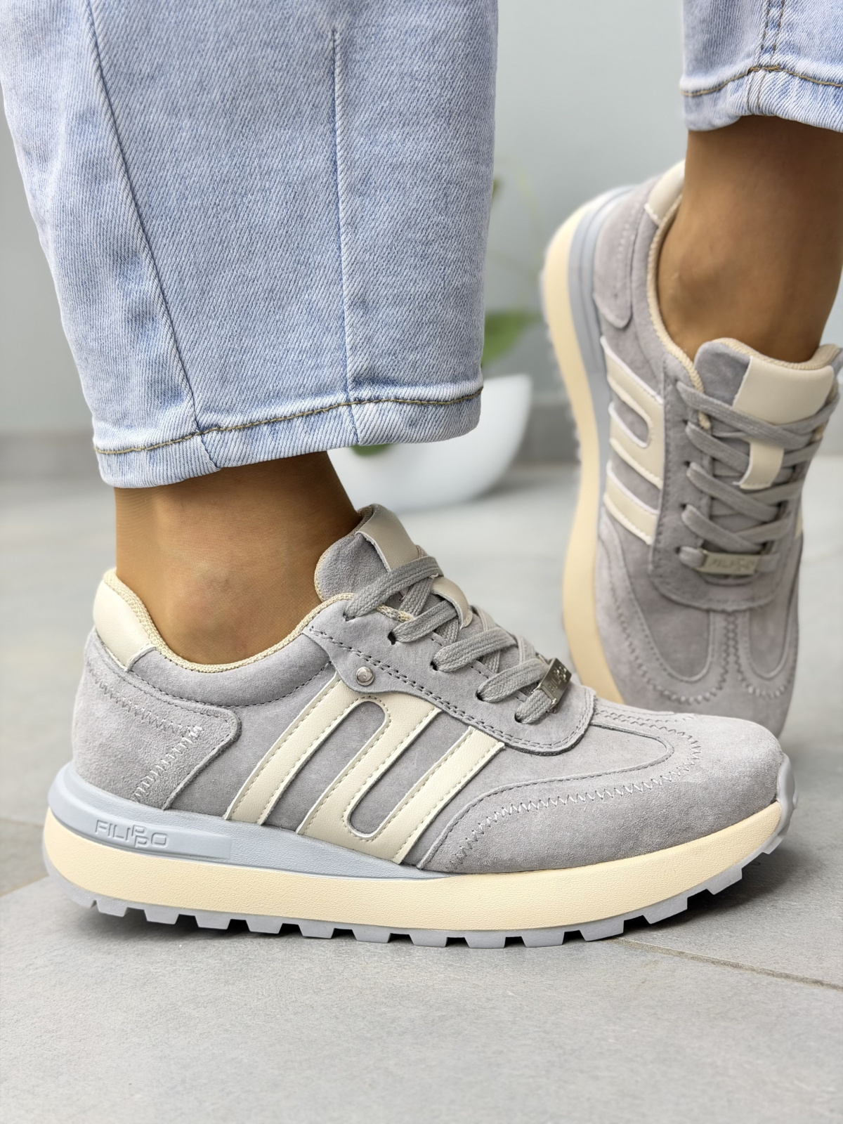 Szare sneakersy damskie zamszowe ze skóry naturalnej casual