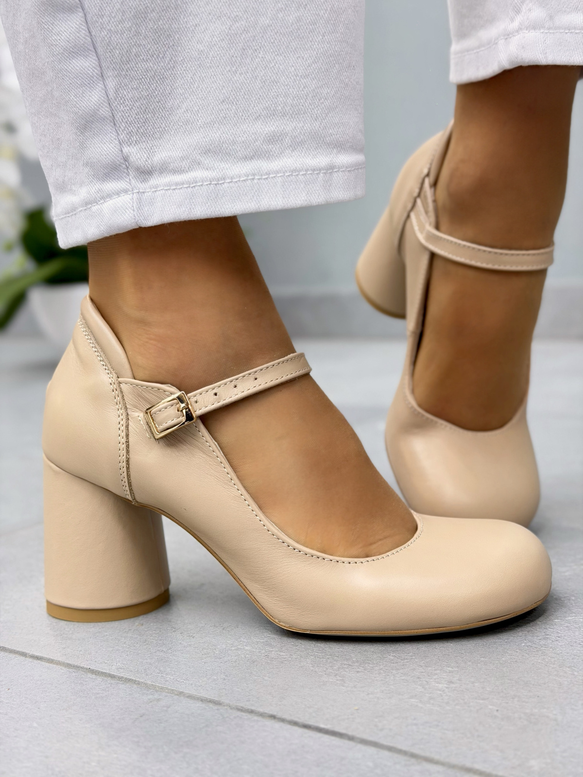 Beżowe półbuty skórzane OLEKSY na słupku eleganckie