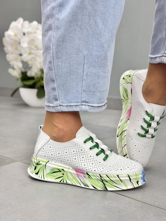 Białe sneakersy damskie skórzane casual z nadrukowaną podeszwą