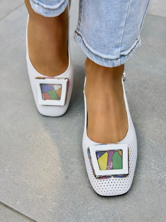 Białe sandały damskie slingback ze skóry naturalnej eleganckie