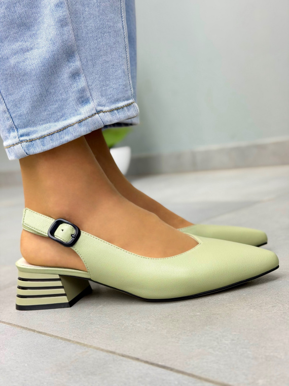 Miętowe sandały damskie skórzane slingback na słupku