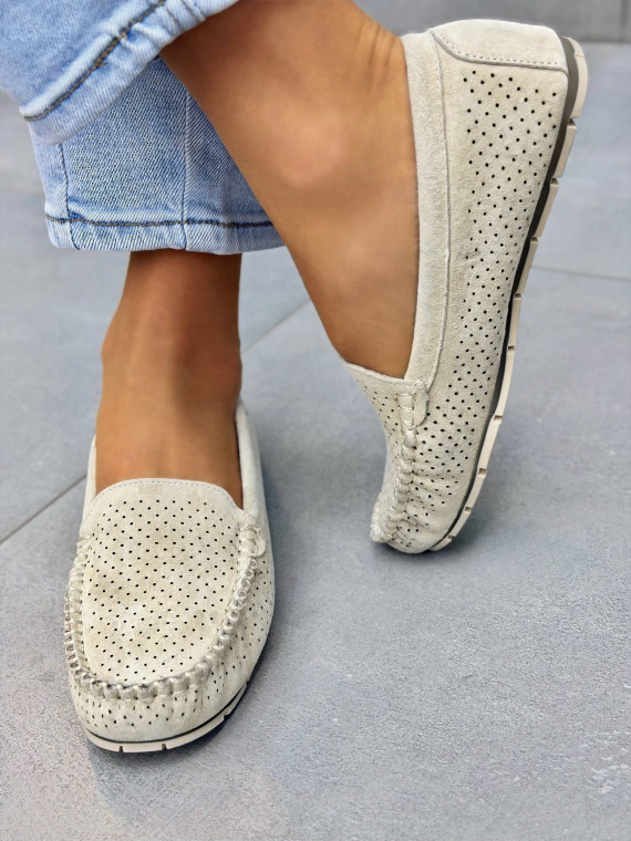 Beżowe mokasyny damskie zamszowe ze skóry naturalnej casual