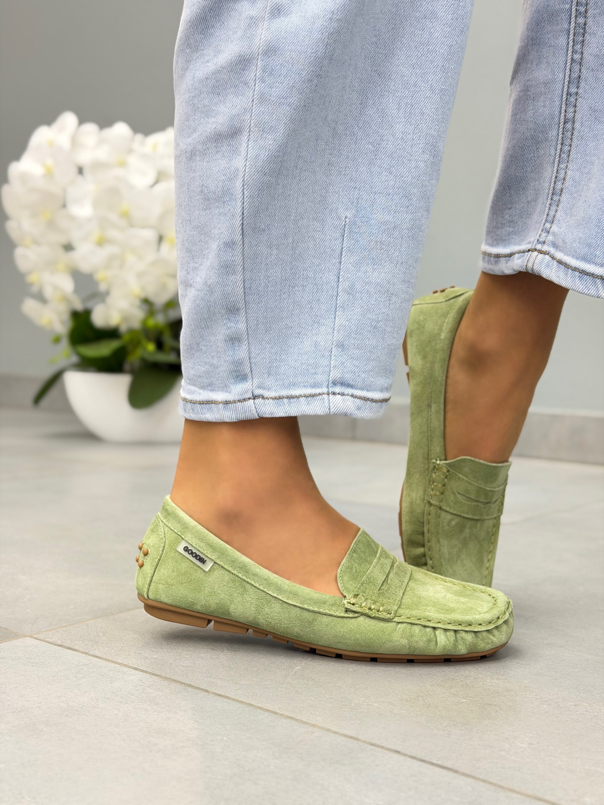 Zielone mokasyny damskie zamszowe ze skóry naturalnej casual