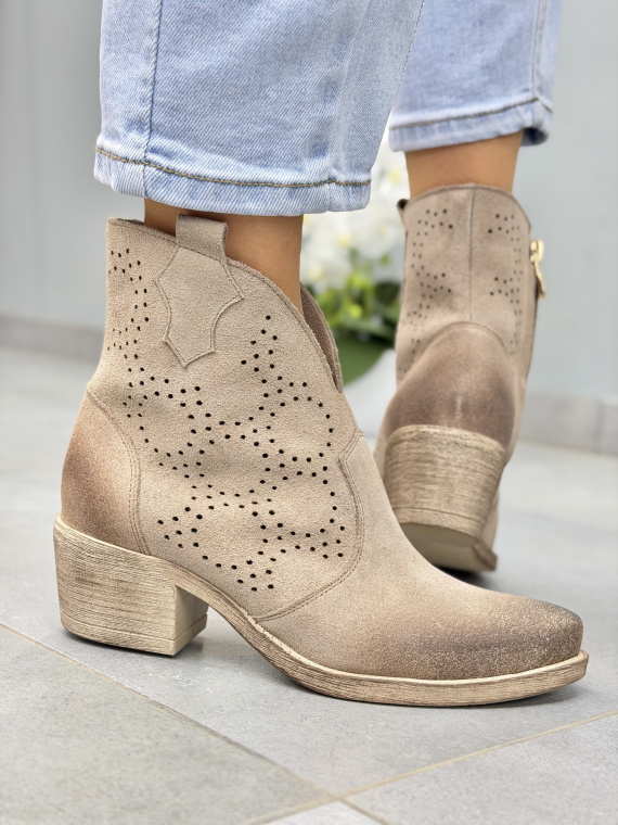 Beżowe kowbojki damskie ażurowe ze skóry naturalnej OLEKSY casual
