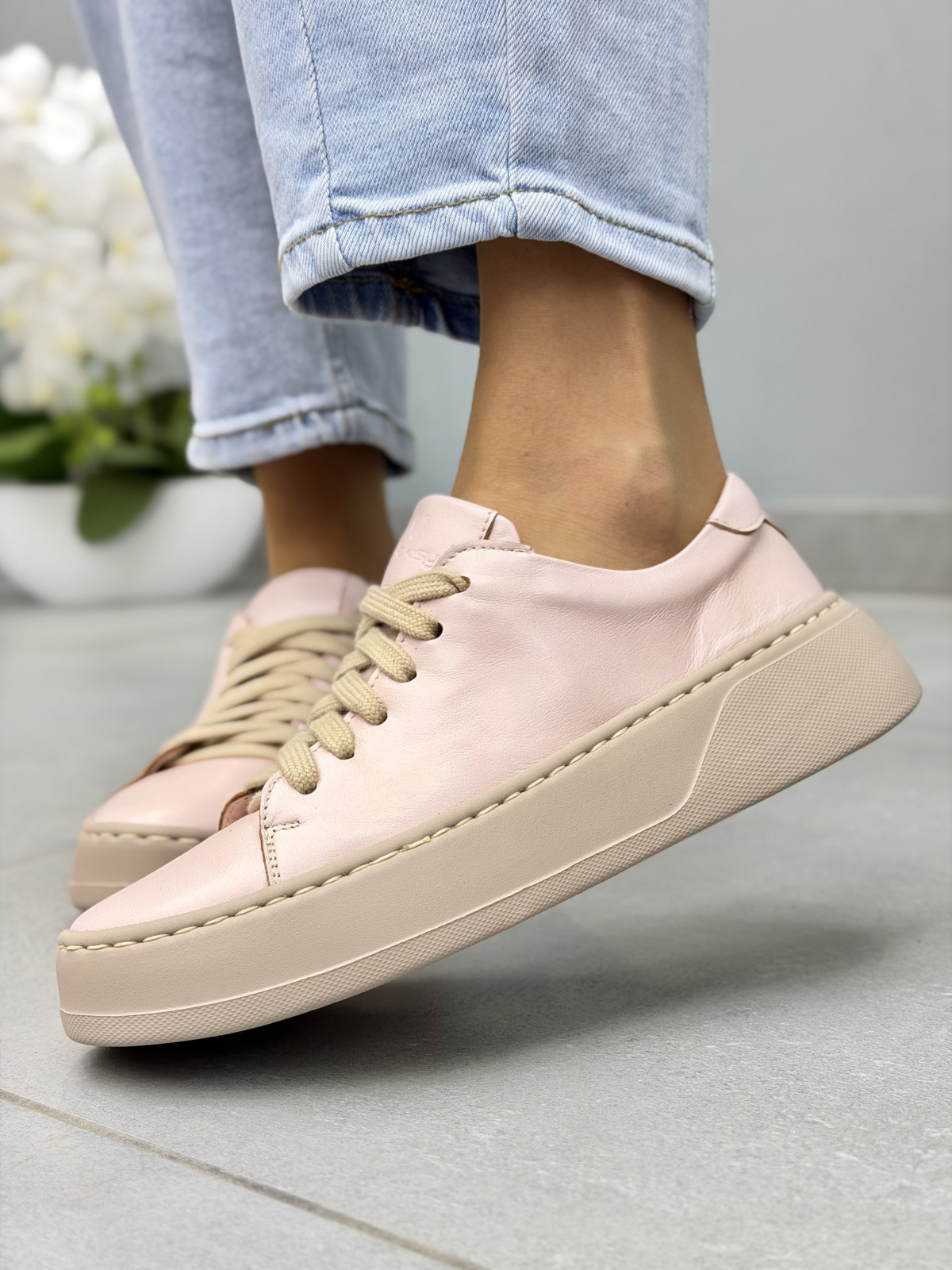 Różowe sneakersy damskie ze skóry naturalnej OLEKSY casual