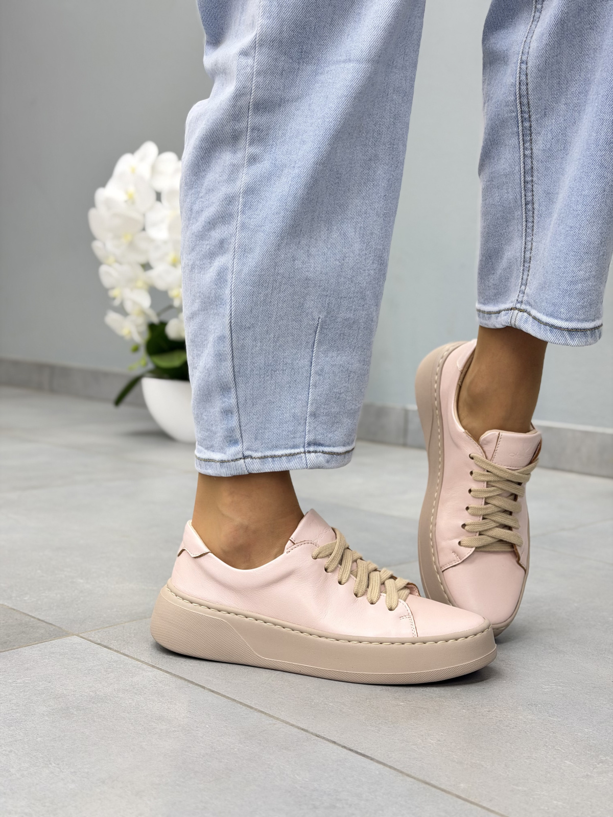 Różowe sneakersy damskie ze skóry naturalnej OLEKSY casual