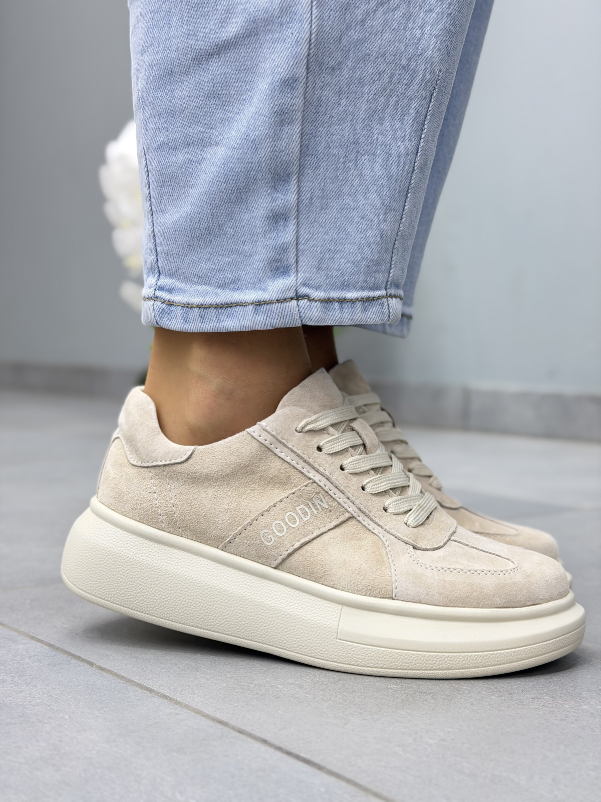 Beżowe sneakersy damskie z naturalnej skóry casual