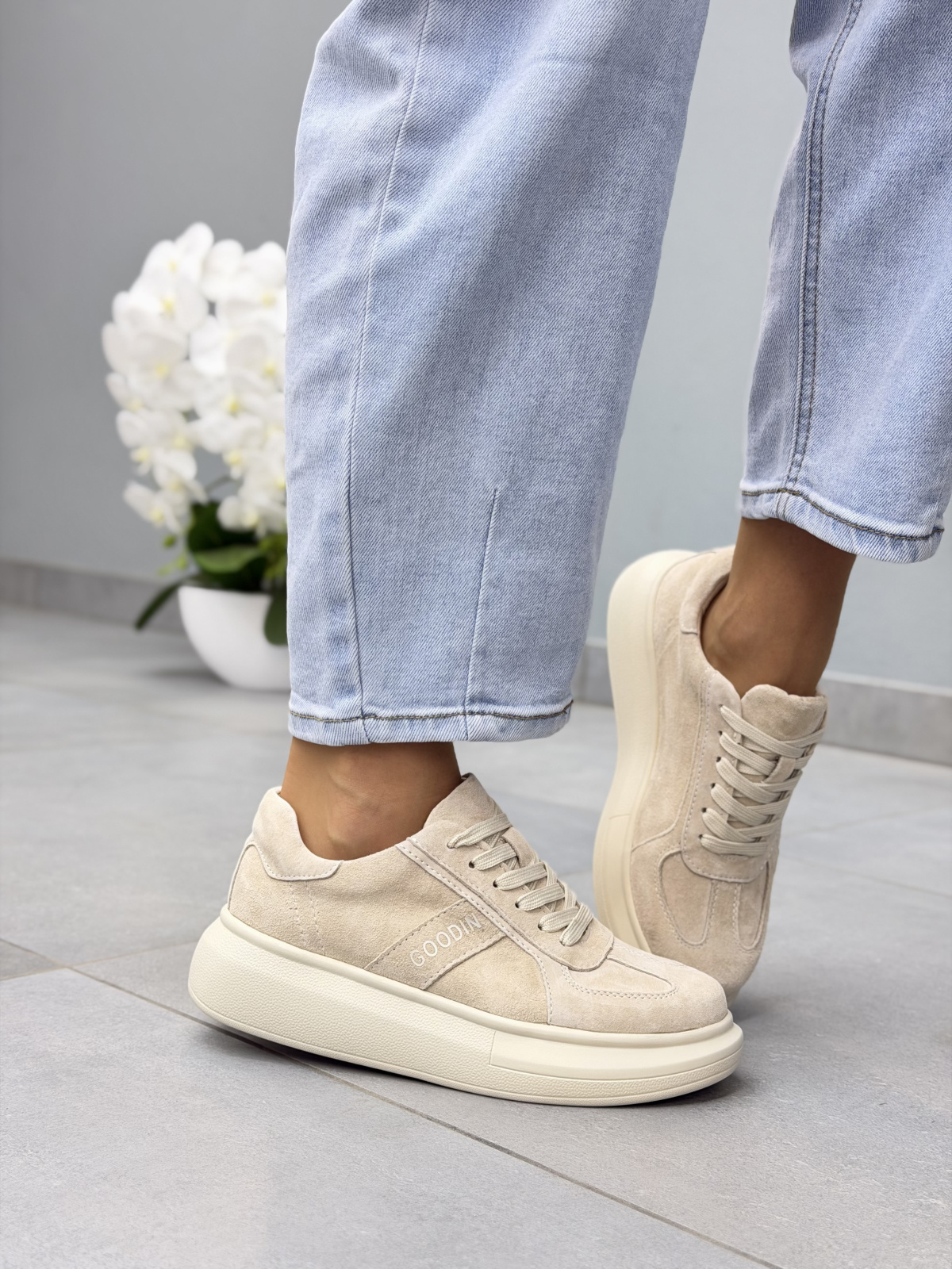 Beżowe sneakersy damskie z naturalnej skóry casual