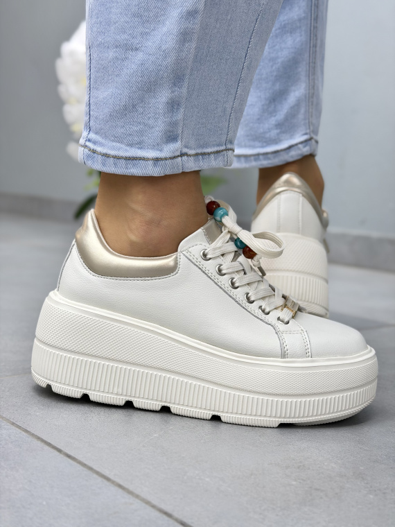 Białe sneakersy damskie skórzane na platformie casual