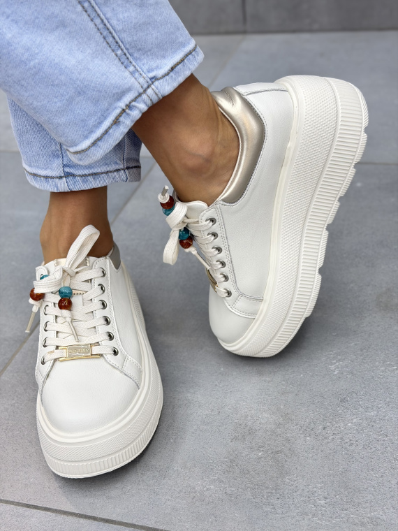 Białe sneakersy damskie skórzane na platformie casual