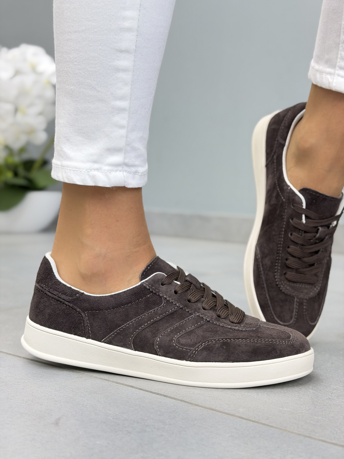 Brązowe sneakersy damskie z zamszu skórzanego casual