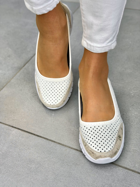 Białe baleriny skórzane perforowane casual