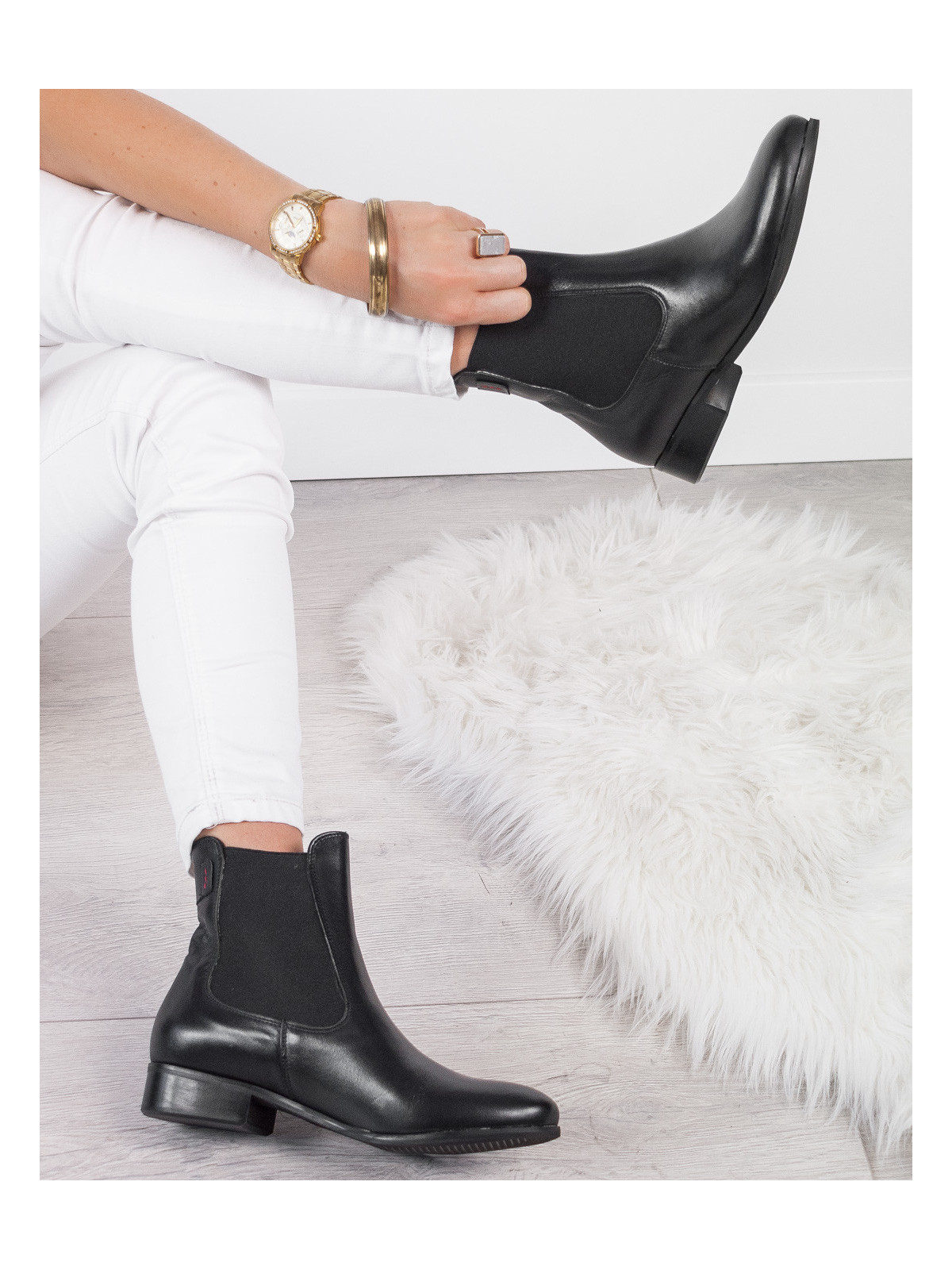 Czarnse sztyblety damskie skórzane