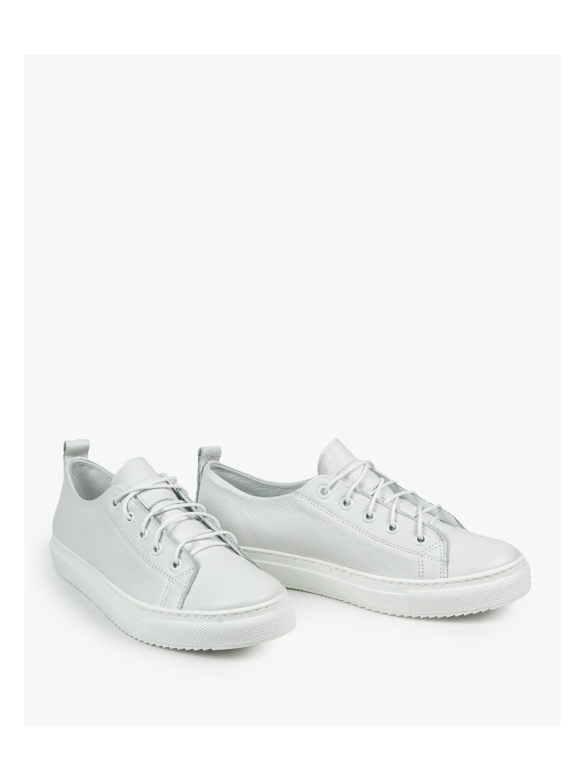 Białe trampki damskie skórzane