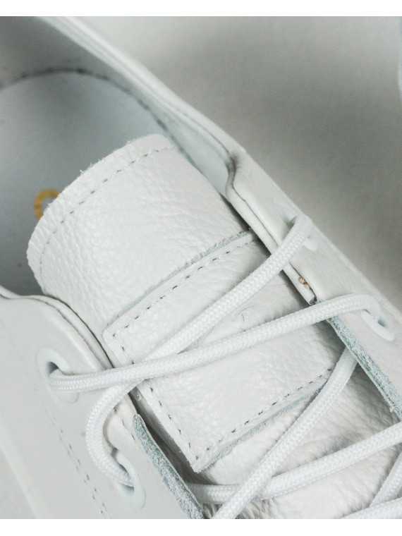 Białe trampki damskie skórzane